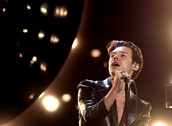 Harry Styles se apresenta no palco durante a 63ª edição do Grammy, em Los Angele