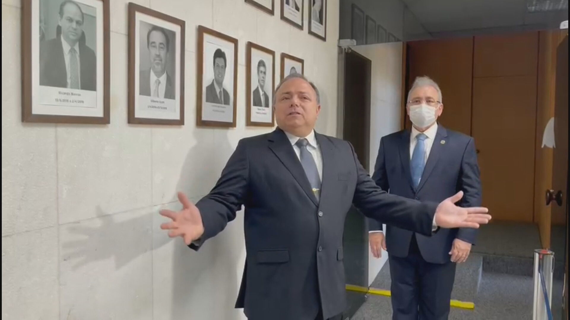 Ex-ministro da Saúde, Eduardo Pazuello, durante vídeo de sua cerimônia de desped