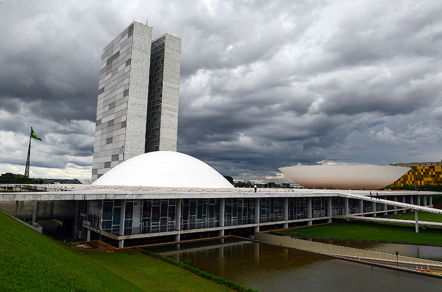 CPI da Covid deve ser instalada no Senado após decisão de ministro do Supremo