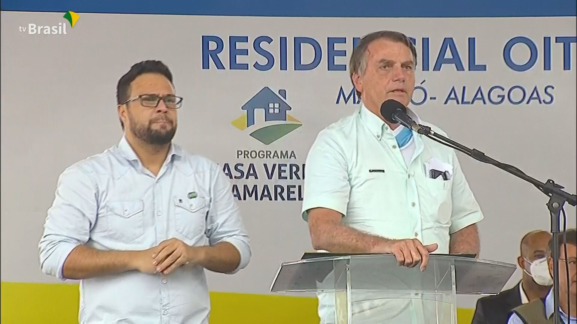 O presidente Jair Bolsonaro participou de entrega de casas em Alagoas