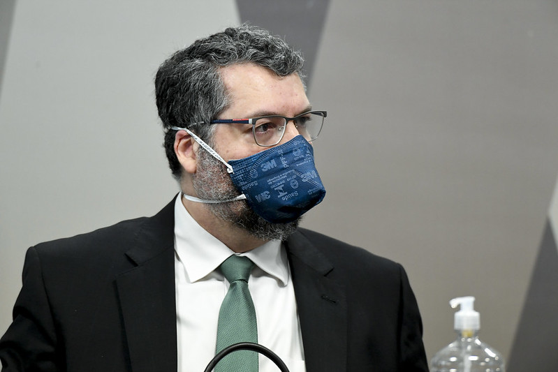 Ex-ministro das Relações Exteriores Ernesto Araújo presta depoimento à CPI