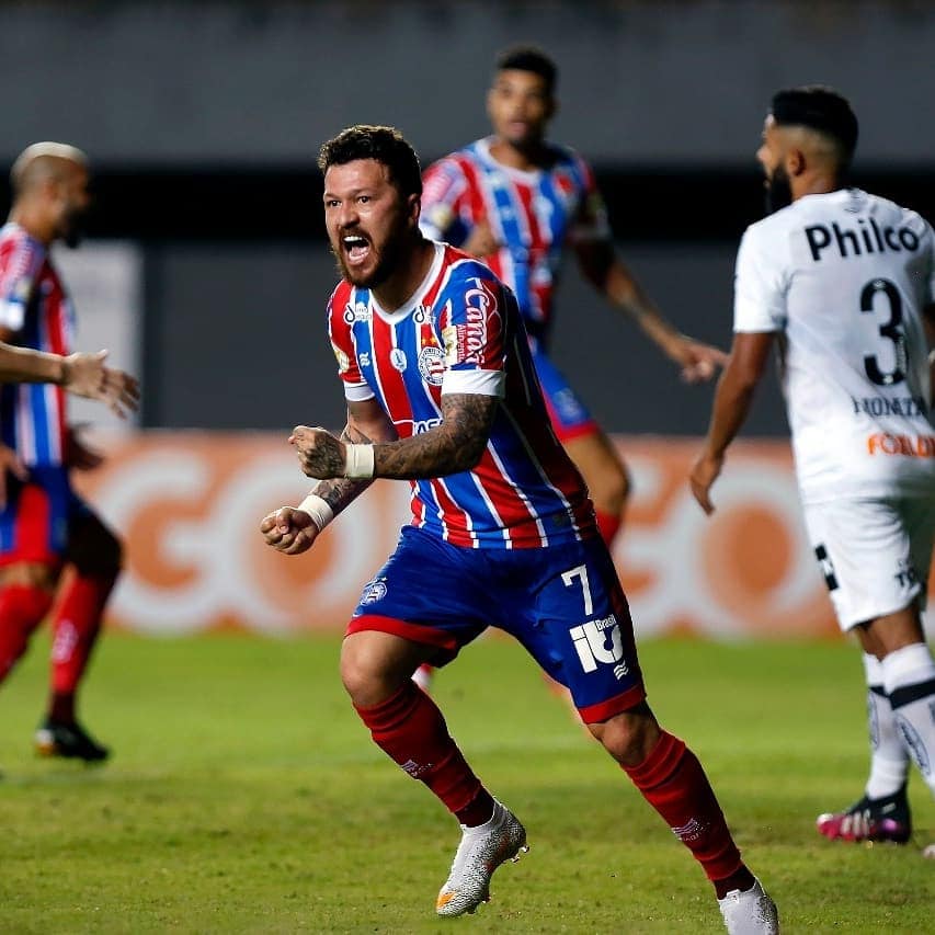 O atacante Rossi foi um dos destaques da vitória do Bahia sobre o Santos