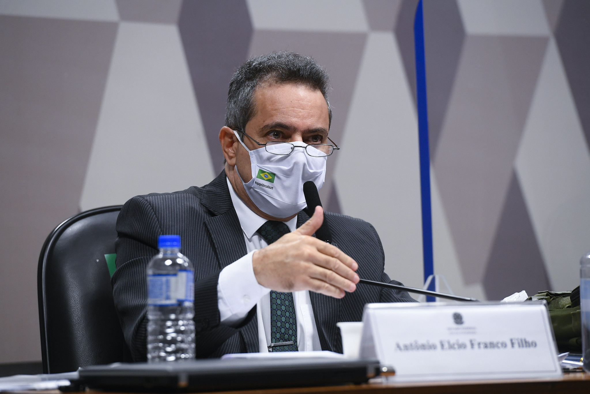 Elcio Franco presta depoimento à CPI da Pandemia