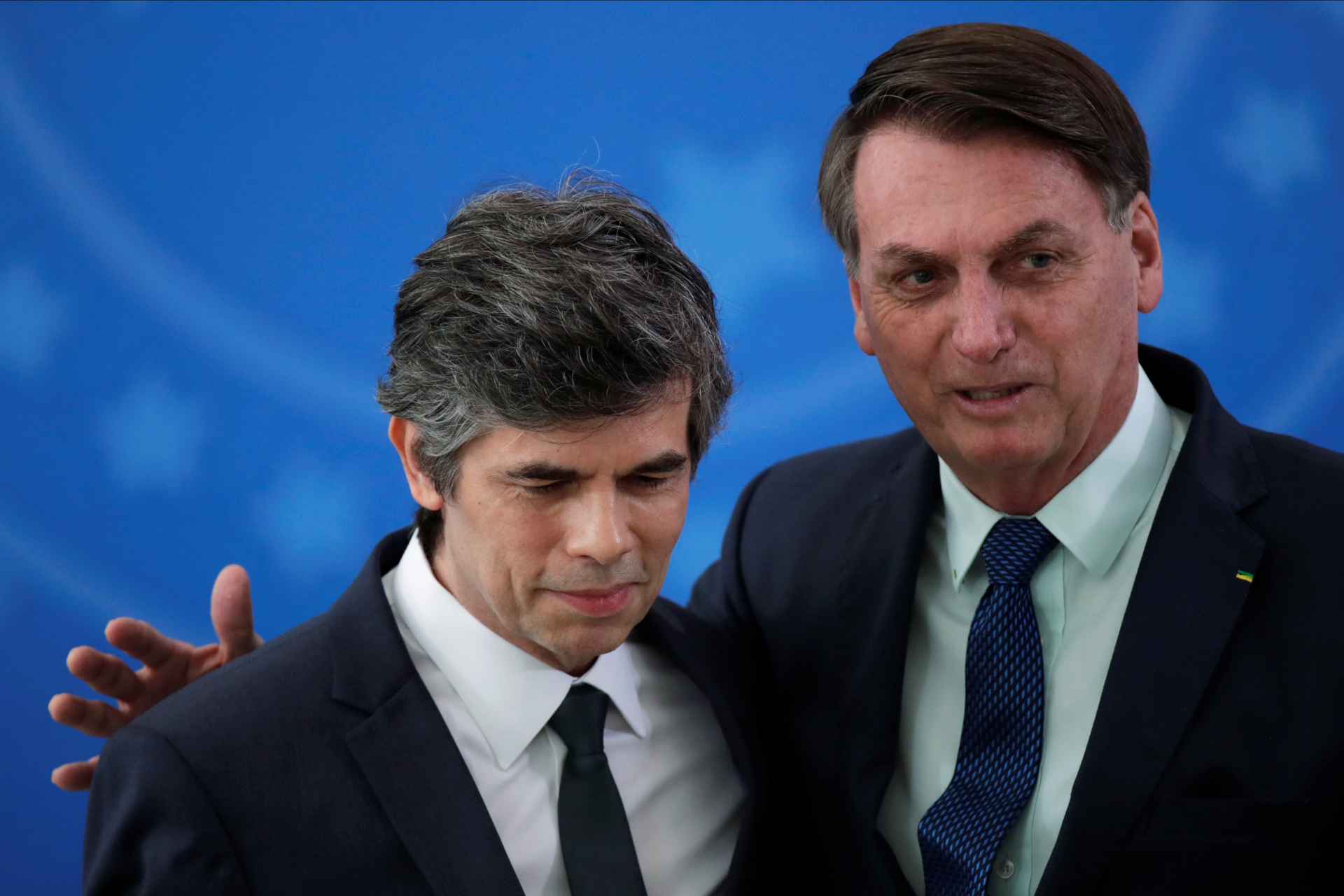 Ministro da Saúde, Nelson Teich, ao lado do presidente Jair Bolsonaro