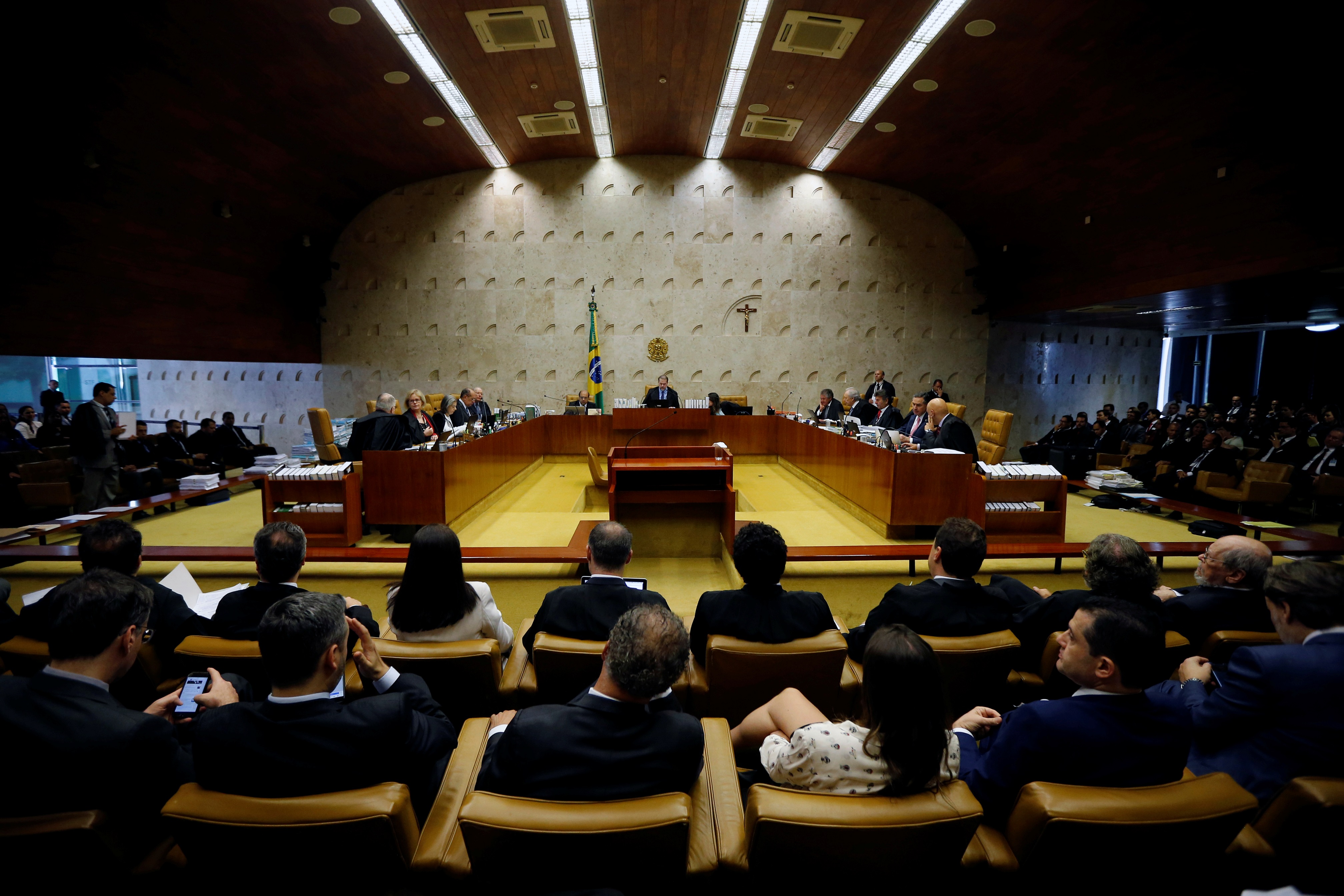 Vista de plenário do STF durante sessão