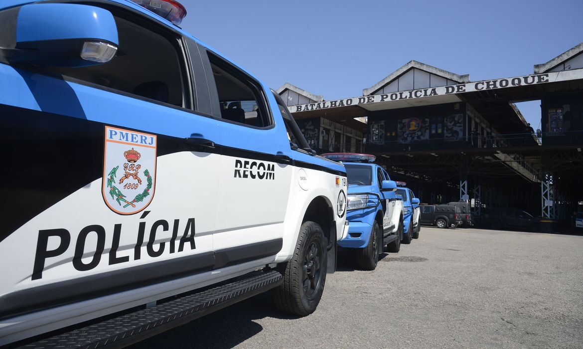 Carro da Polícia Militar do estado do Rio de Janeiro