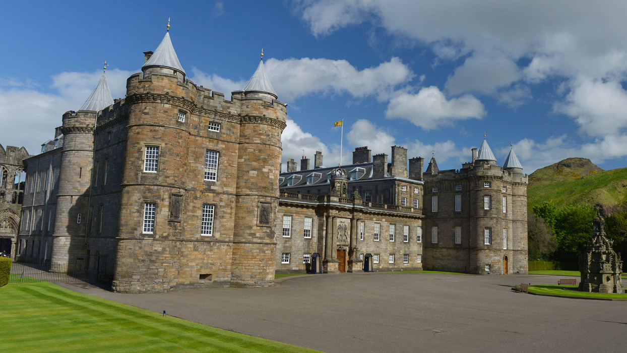 Terceiro episódio de 'Palácios da Rainha' conta história do Palácio de Holyrood