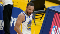 Steph Curry quebra recorde de mais bolas de três na história da NBA