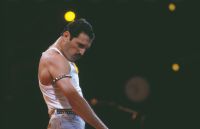 Fãs de Freddie Mercury divulgam fotos do cantor tiradas pouco antes de sua morte