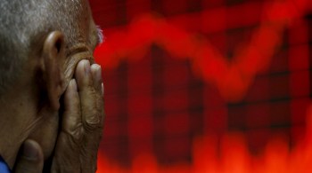 O índice acionário japonês Nikkei subiu 0,26% em Tóquio, a 24.905,59 pontos, enquanto o Hang Seng avançou 1,10% em Hong Kong, a 26.301,48 pontos