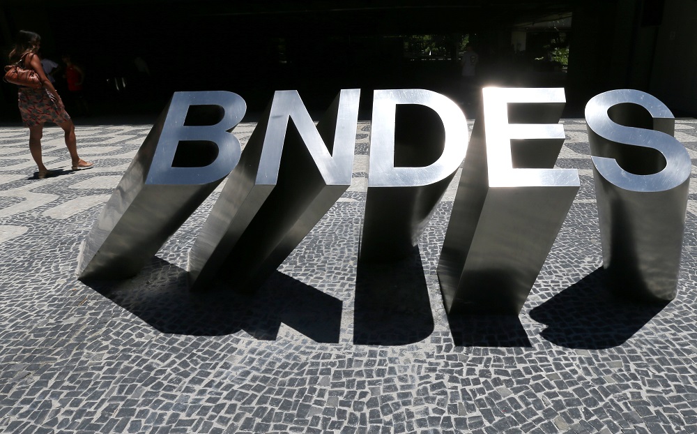 Letreiro em frente a prédio do BNDES no Rio de Janeiro (8.Jan.2019)