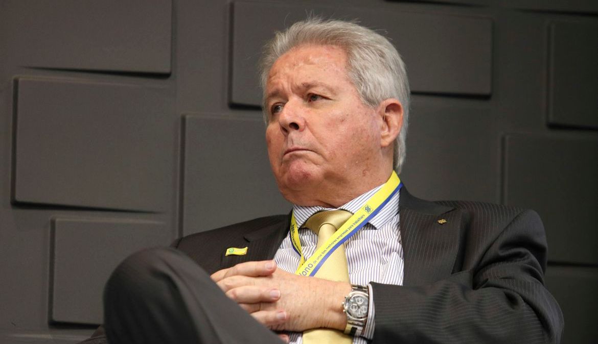 O presidente do Banco do Brasil, Rubem Novaes, pede renúncia do cargo que ocupava desde janeiro de 2019
