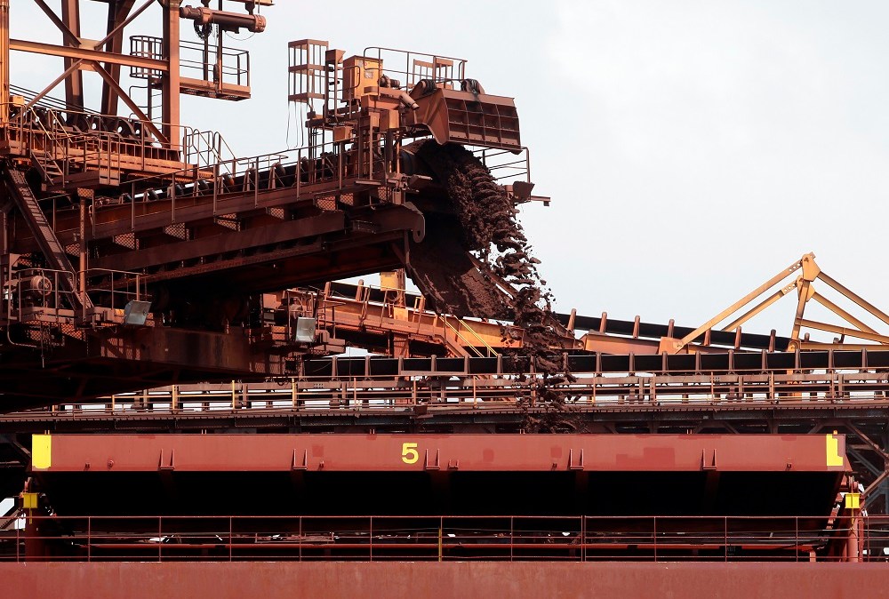 Navio carregado com minério de ferro em São Luís (MA): cerca de 1,5 milhão de toneladas por dia, em média, foram exportadas em julho
