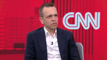 Rodrigo Abreu disse à CNN que não considera “hostil” a oferta do consórcio Vivo, Claro e Tim por sua operação de telefonia móvel