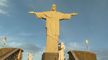 Dupla passou pouco mais de 12 horas no alto do Morro do Corcovado