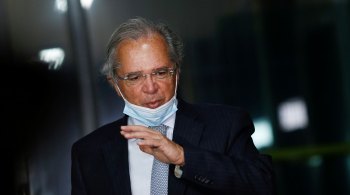 Guedes também comentou que o governo ainda estuda o uso de ferramentas, dentro do Teto de Gastos, para calibrar a "aterrissagem" da economia