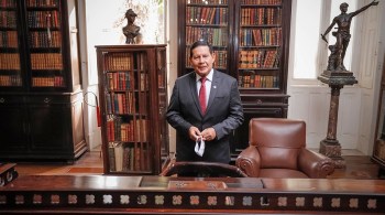 Presidente Jair Bolsonaro disse publicamente torcer pela reeleição de Donald Trump nos Estados Unidos