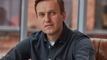 Uma das principais lideranças da oposição russa, Alexei Navalny foi hospitalizado com suspeita de envenenamento