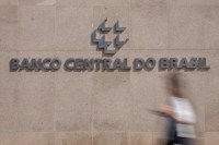 Banco Central sinaliza volta de Selic de dois dígitos