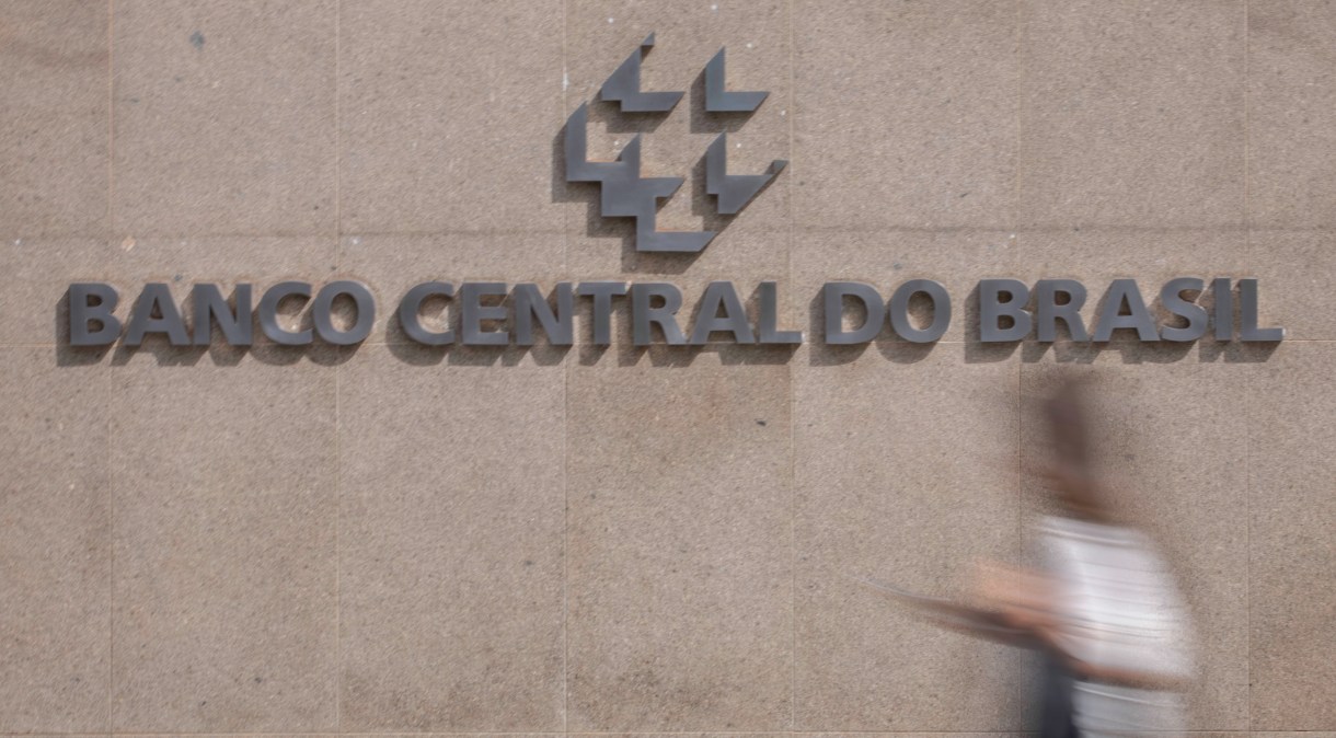 O investimento estrangeiro em ações brasileiras ficou negativo em US$ 7,444 bilhões em março
