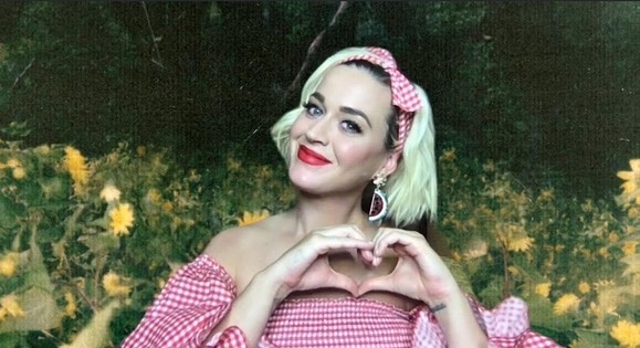 A cantora Katy Perry em foto publicada no Instagram