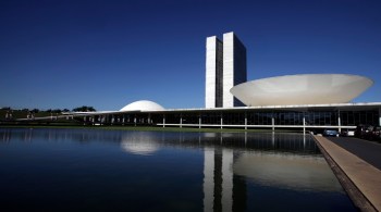 Candidato eleito precisará angariar o apoio de três quintos dos deputados e senadores para aprovar propostas de emenda à Constituição