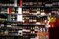 Venda de bebidas alcoólicas volta a crescer e impulsiona mercado