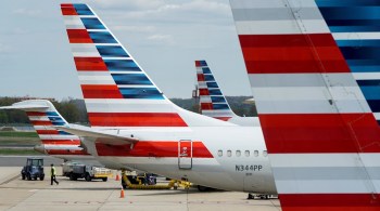 American Airlines, Delta Air Lines e United Airlines eliminaram permanentemente tarifas para viagens domésticas para incentivar o consumo