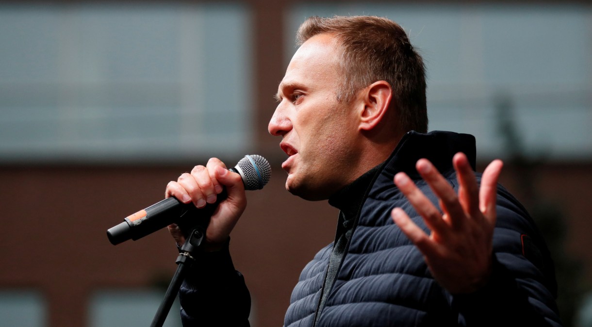 Líder opositor Alexei Navalny em discurso em Moscou