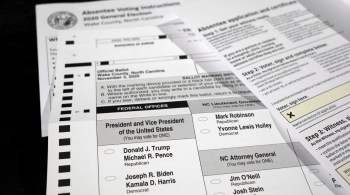 Condado de Broward teve cerca de 50 solicitações de registro de voto desse tipo, todas enviadas em envelopes com carimbos de Columbia, na Carolina do Sul