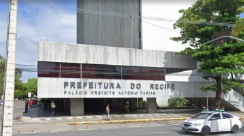 Já a região Sudeste é a que menos concentra pessoas trabalhando nas administrações municipais, com  2,7%