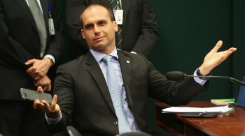 Analista de política, Iuri Pitta avalia o peso das declarações do deputado federal Eduardo Bolsonaro ao comentar a crise com a China