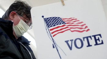 Antes, Nova York, Ohio, Pensilvânia e outros 12 estados já haviam mudado a data das votações