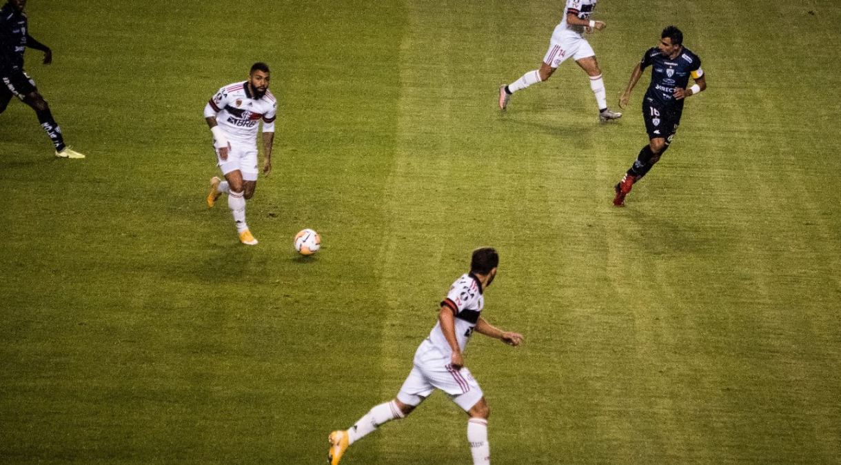 Flamengo foi goleado por 5 a 0 pelo Independiente del Valle jogando em Quito