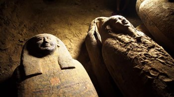 Segundo imprensa egípcia, é primeira vez em que caixões de 3 mil anos são encontrados na região de Saqqara