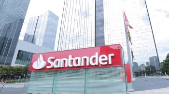 Segundo o Santander, o cenário de juros em patamares baixos tende a estimular cada vez mais a demanda por produtos de renda variável