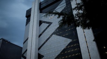 Itaú, Bradesco, Banco do Brasil e Santander adiaram prazos de pagamento ao equivalente a cerca de 10% de suas carteiras de crédito