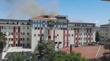 Bombeiro do quartel do Fundão estão no local