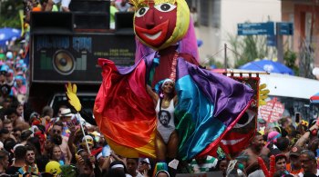 Organizadores decidiram em reunião que "não há condições de evento ser realizado" sem um imunizante