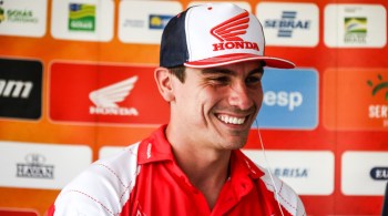Ele era bicampeão dos Sertões e bicampeão brasileiro de Rally Cross Country; corria pela equipe Honda Racing há cinco anos