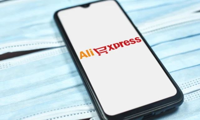 Companhia freta semanalmente 80 voos no mundo para transportar as mercadorias compradas por clientes do AliExpress em cerca de 220 países, diz o presidente da marketing