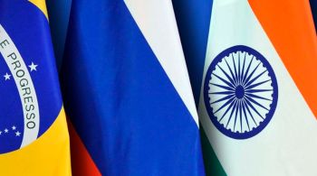 Presidente brasileiro se reúne com líderes de Rússia, Índia, China e África do Sul de forma virtual