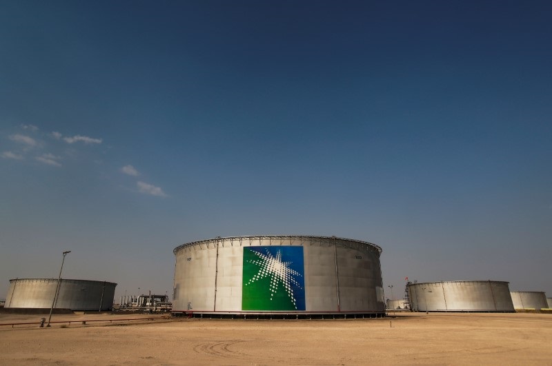 Tanques de petróleo em instalação da Saudi Aramco em Abqaiq (12.OUT.2019)