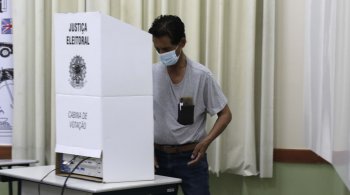 Ao todo, os postos de votação contam com 48.231 urnas de contingência