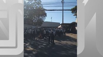 Transporte de eleitores que moram na zona oeste da capital fluminense foi afetado por movimento iniciado na madrugada deste domingo (29)