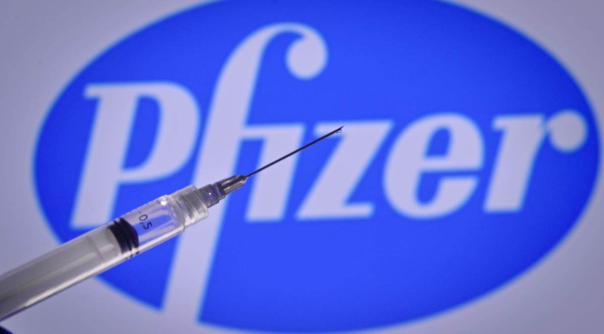 Imunizante da Pfizer poderá ser usado nos Estados Unidos após a decisão do CDC