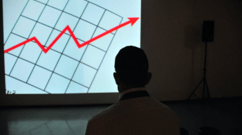 Demonstrações financeiras com resultados do quarto trimestre e do ano de 2022 devem trazer impactos da alta dos juros, da valorização das commodities e de uma economia desacelerada, dizem especialistas