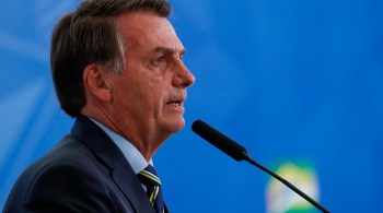 Analista de política, Iuri Pitta analisa vai e volta no tom do presidente Jair Bolsonaro em relação ao avanço da crise do novo coronavírus no Brasil