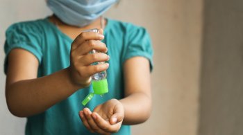 Número de internações de crianças com a doença em leitos de UTI vem aumentando nos hospitais públicos e privados de SP