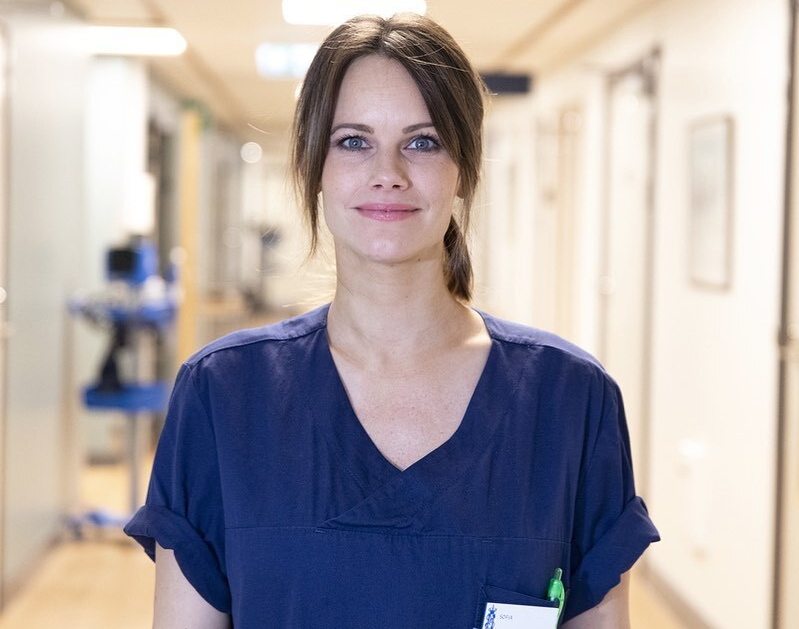 Princesa Sofia, da Suécia, trabalha como voluntária em hospital de Estocolmo durante a pandemia